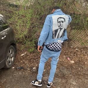 Meet your Posher, Gonzalez